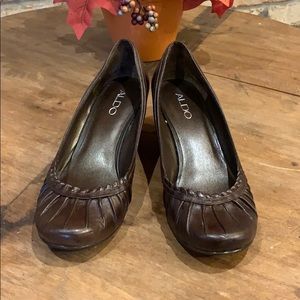 Aldo brown leather wedges